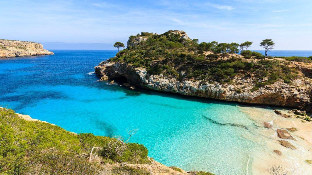 Caló des Moro | Top Beaches in Mallorca | Mallorca Collection Local Guide