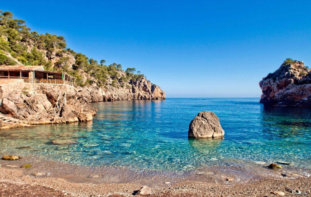 Cala Deià | Top Beaches in Mallorca | Mallorca Collection Local Guide